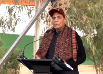 Rajnath Singh inaugurates heritage museum, hoists 108-foot tri-colour in Akhnoor