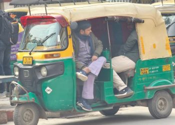Transport Commissioner fixes E-Rickshaw fare at Rs10 per Km, mandates meters for all other Auto-Rickshaws