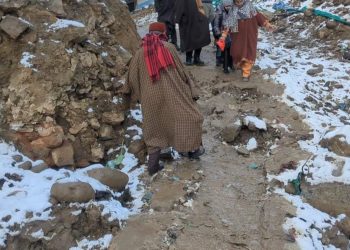‘Dismantled, taken for granted’: Kawaki Bazar bridge in Kulgam’s Qaimoh sees no progress