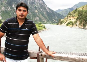A Voice for Kashmir’s Environment: GK’s Arif Shafi Wani Receives State’s Top Environmental Honor