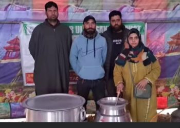 Pulwama woman starts free langar khana at DH Pulwama in Ramadan