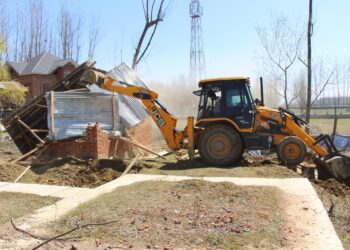 Ilegal House, Plinth Demolished Of Pak Based LeT Terrorist Handler In Anantnag: Police