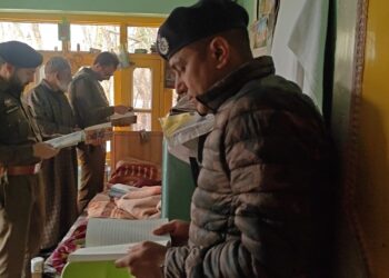 Kulgam Police Conduct Raids Linked to Banned organization