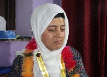 Blinded by Fate, Driven by Will: Shopian’s Rifat Jan Passes Class 10 Without Special Privileges