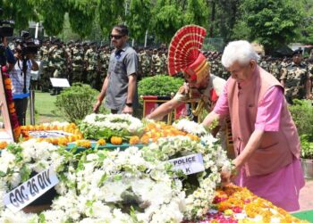 LG, DyCM Pay Tribute to Martyred BSF Officer, JKAS Officer Killed in Pak Shelling