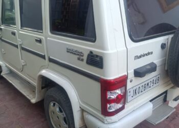 Journalist’s vehicle fired upon in Budgam