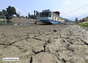 Heatwave Continues Across J&K; Srinagar Records 32.4°C, Jammu 43.6°C