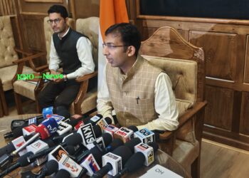 Mobile connectivity expected to be restored fully in next few hours: Div Com