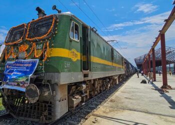 IRCTC introduces local vegetarian cuisine on Katra-Srinagar Vande Bharat Express