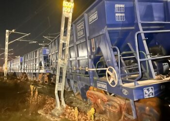DMT train derailed near Budgam, no loss of life reported