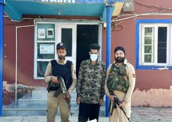 Drug Peddler Arrested in Shopian, 2.4 Kg Charas Seized