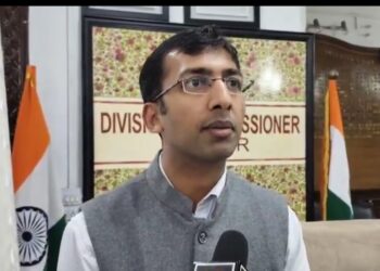 Preventive Evacuations Being Activated in Srinagar, South Kashmir, Next Few Hours Crucial: Div Com Kashmir