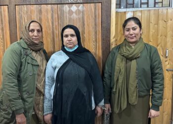 Srinagar Police Arrests Notorious Woman & Two Associates Involved in Widespread Cheating and Stolen Gold Racket Across Kashmir