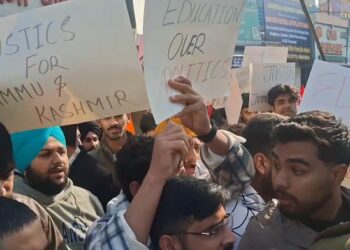NC Students’ Union protests against SMVD Medical College closure in Jammu