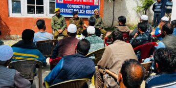 Police-Public Meet in Kulgam Strengthens Outreach, Focus on New Laws & Social Issues