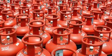 Domestic LPG Cylinder Price Hiked by Rs 60; New Rate Effective from March 7: Sources